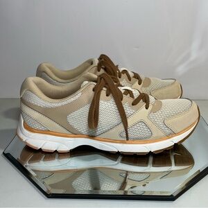 Vionic Tokyo Lace Up 1st Ray Technology Walking Sneakers, Women’s Size 9